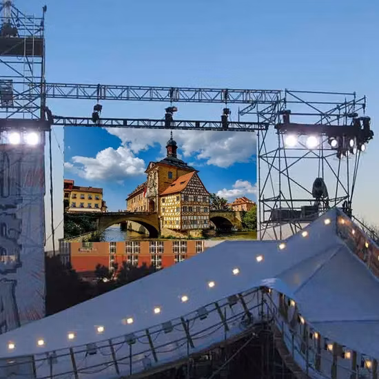 Location de publicité intérieure et extérieure polychrome incurvée numérique mobile flexible SMD affiche fenêtre de scène TV panneau d'affichage LED écran avec prix LCD LED de remplacement